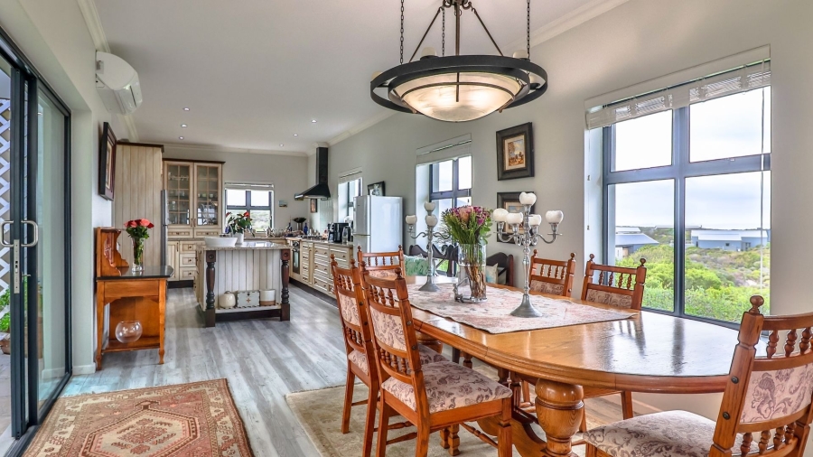 3 Bedroom Property for Sale in Birkenhead Western Cape